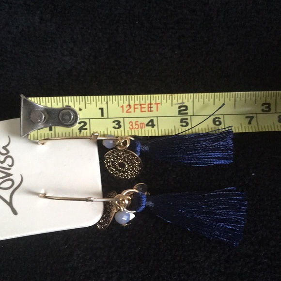 Lovisa Hoop Tassle Earrings - Picture 7 of 7